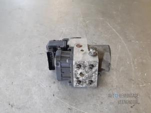 Gebruikte ABS Pomp Smart City-Coupé 0.8 CDI Prijs € 42,90 Margeregeling aangeboden door Autodeleninkleur