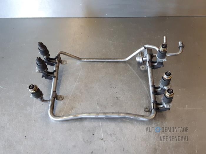 Gebruikte Injector brug Audi A4 (B5) 2.6 E V6 Prijs € 50,00 Margeregeling aangeboden door Autodeleninkleur