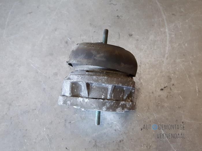 Gebruikte Motorrubber Audi A4 (B5) 2.6 E V6 Prijs € 11,00 Margeregeling aangeboden door Autodeleninkleur