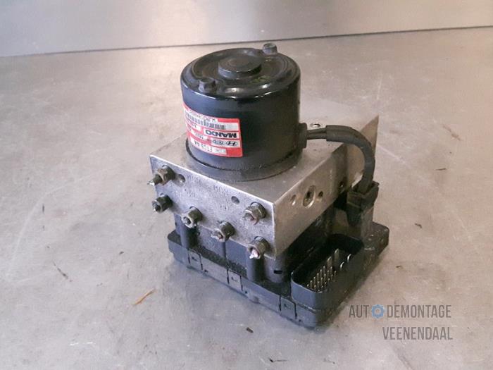 Gebruikte ABS Pomp Kia Magentis (GD) 2.5 V6 Prijs € 137,50 Margeregeling aangeboden door Autodeleninkleur