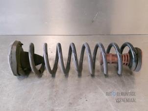 Gebruikte Torsieveer achter Renault Grand Scénic II (JM) 1.5 dCi 100 Prijs € 16,50 Margeregeling aangeboden door Autodeleninkleur