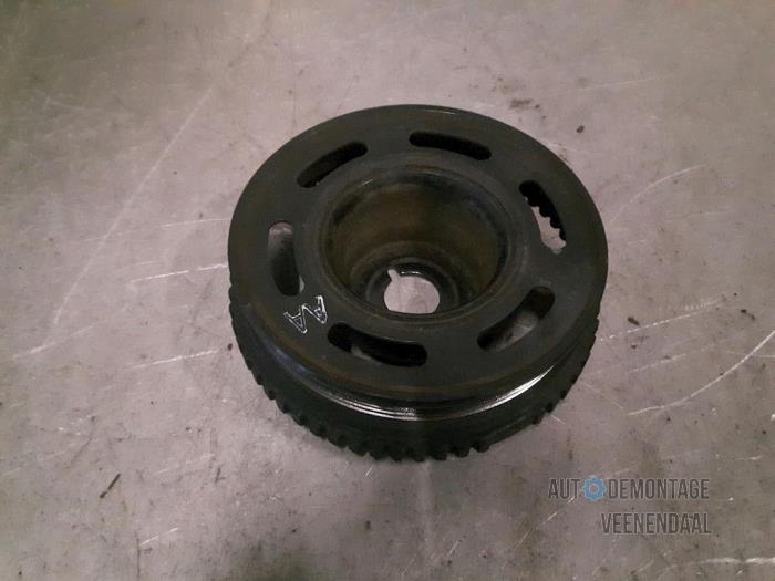 Gebruikte Poelie Krukas Opel Astra G (F08/48) 1.8 16V Prijs € 33,00 Margeregeling aangeboden door Autodeleninkleur