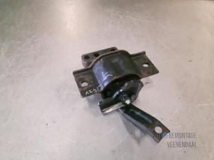 Gebruikte Motorsteun Hyundai i10 (F5) 1.2i 16V Prijs € 14,00 Margeregeling aangeboden door Autodeleninkleur