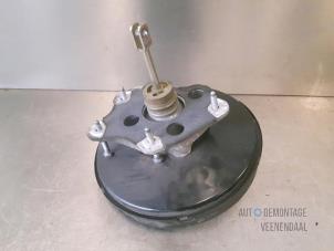 Gebruikte Rembol Renault Clio III (BR/CR) 1.5 dCi 85 Prijs € 35,00 Margeregeling aangeboden door Autodeleninkleur