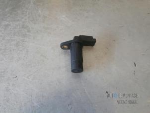 Gebruikte Krukas sensor Renault Clio III (BR/CR) 1.5 dCi 85 Prijs € 10,00 Margeregeling aangeboden door Autodeleninkleur