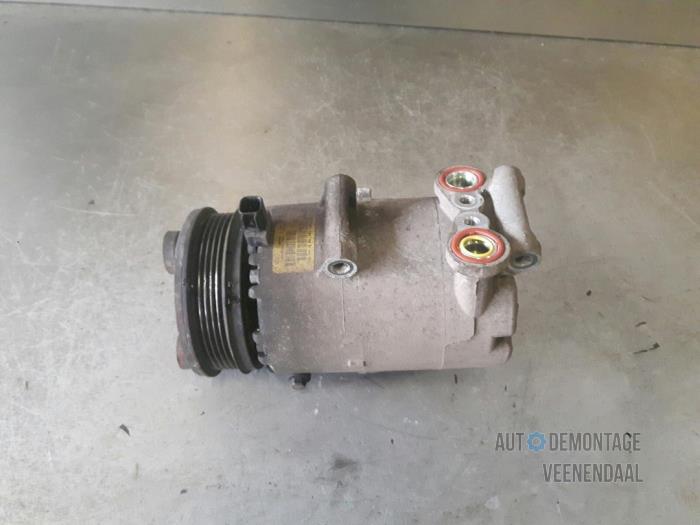 Gebruikte Aircopomp Volvo S40 (MS) 1.6 16V Prijs € 95,00 Margeregeling aangeboden door Autodeleninkleur