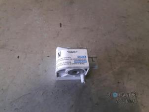 Gebruikte Airbag Sensor Suzuki Swift (ZA/ZC/ZD1/2/3/9) 1.3 VVT 16V Prijs € 7,00 Margeregeling aangeboden door Autodeleninkleur
