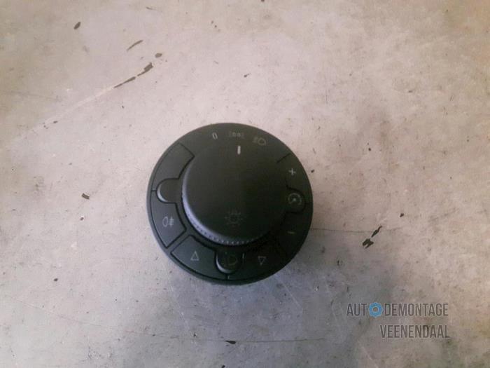 Schakelaar Koplamp Ihv Opel Corsa