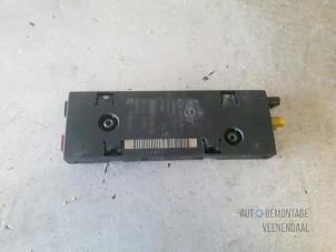 Gebruikte Antenne Versterker BMW Mini One/Cooper (R50) 1.4 D One Prijs € 20,00 Margeregeling aangeboden door Autodeleninkleur