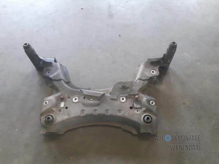 Gebruikte Subframe Renault Grand Scénic III (JZ) 1.5 dCi 105 Prijs € 45,00 Margeregeling aangeboden door Autodeleninkleur
