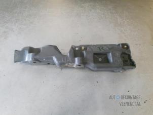 Gebruikte Diversen Renault Grand Scénic III (JZ) 1.5 dCi 105 Prijs € 14,00 Margeregeling aangeboden door Autodeleninkleur