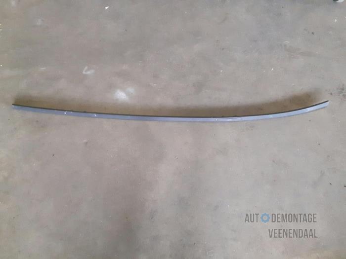 Dakrail links Alfa Romeo Mito