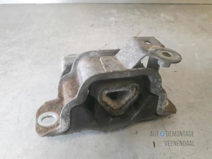Gebruikte Motorrubber Alfa Romeo MiTo (955) 1.4 16V Prijs € 24,00 Margeregeling aangeboden door Autodeleninkleur