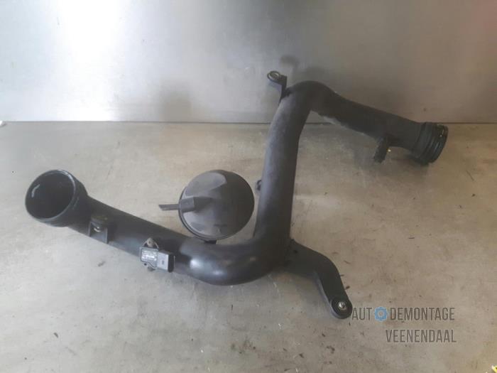 Gebruikte Intercooler Buis Audi A3 Sportback (8PA) 1.9 TDI Prijs € 24,00 Margeregeling aangeboden door Autodeleninkleur