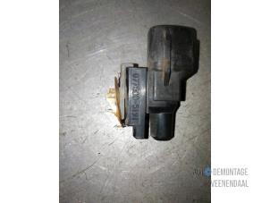 Gebruikte Sensor Temeratuur buiten Mazda RX-8 (SE17) 1.3 Renesis Prijs € 11,00 Margeregeling aangeboden door Autodeleninkleur