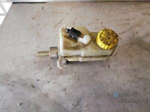 Gebruikte Hoofdremcilinder Seat Ibiza III (6L1) 1.4 16V 75 Prijs € 18,70 Margeregeling aangeboden door Autodeleninkleur