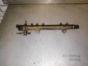 Gebruikte Injector brug Opel Corsa C (F08/68) 1.3 CDTi 16V Prijs € 30,80 Margeregeling aangeboden door Autodeleninkleur