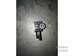 Gebruikte Airbag Sensor Peugeot 3008 I (0U/HU) 1.6 HDiF 16V Prijs € 44,00 Margeregeling aangeboden door Autodeleninkleur