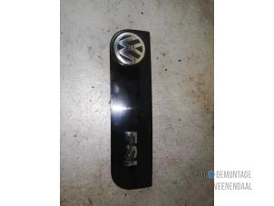 Gebruikte Embleem Volkswagen Golf V (1K1) 2.0 FSI 16V Prijs € 16,50 Margeregeling aangeboden door Autodeleninkleur