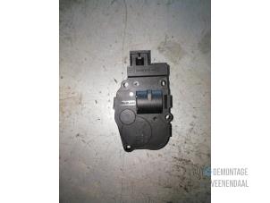 Gebruikte Kachelklep Motor BMW 1 serie (E87/87N) 120d 16V Prijs € 11,00 Margeregeling aangeboden door Autodeleninkleur