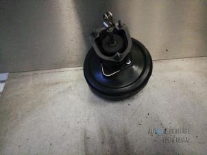 Gebruikte Rembol Opel Omega B Caravan (21/22/23) 2.2 16V Prijs € 30,00 Margeregeling aangeboden door Autodeleninkleur