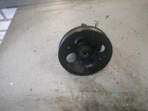 Gebruikte Stuurpomp Opel Omega B Caravan (21/22/23) 2.2 16V Prijs € 30,00 Margeregeling aangeboden door Autodeleninkleur