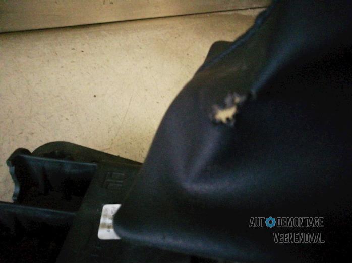 Gebruikte Versnellingspook Peugeot 208 I (CA/CC/CK/CL) 1.6 e-HDi FAP Prijs € 110,00 Margeregeling aangeboden door Autodeleninkleur