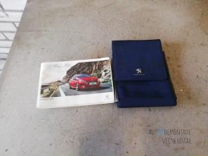 Gebruikte Instructie Boekje Peugeot 208 I (CA/CC/CK/CL) 1.6 e-HDi FAP Prijs € 19,95 Margeregeling aangeboden door Autodemontage Veenendaal BV