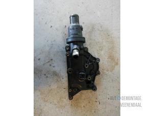 Gebruikte Thermostaathuis Renault Scénic II (JM) 1.6 16V Prijs € 16,50 Margeregeling aangeboden door Autodeleninkleur