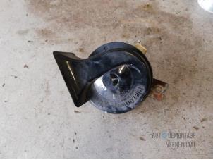 Gebruikte Claxon Renault Scénic II (JM) 1.6 16V Prijs € 11,00 Margeregeling aangeboden door Autodeleninkleur