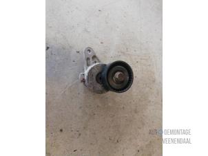 Gebruikte Spanrol Multiriem Volkswagen Golf VII (AUA) 1.6 TDI 16V Prijs € 16,50 Margeregeling aangeboden door Autodeleninkleur