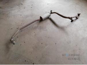 Gebruikte Uitlaat Middendemper Honda Civic (FK/FN) 1.8i VTEC 16V Prijs € 70,00 Margeregeling aangeboden door Autodeleninkleur