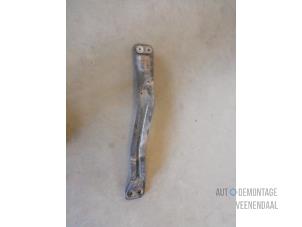 Gebruikte Subframe Volvo V40 (VW) 1.9 D Prijs € 25,00 Margeregeling aangeboden door Autodeleninkleur