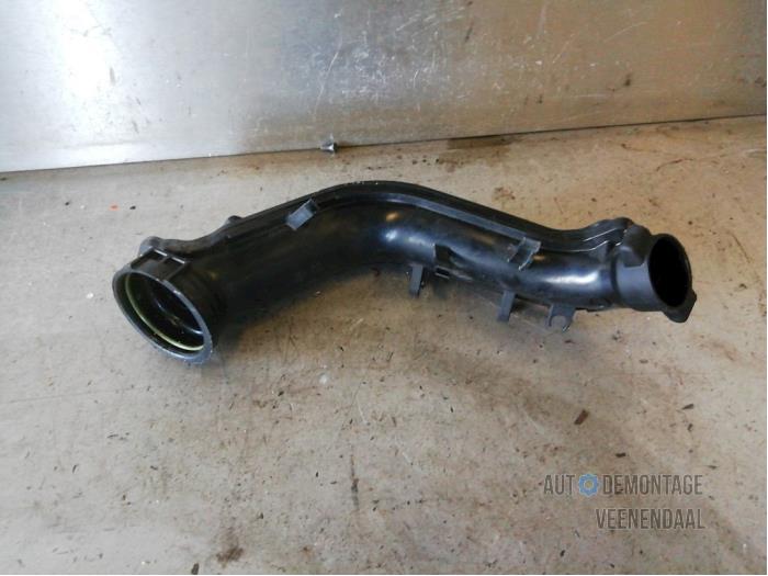 Gebruikte Intercooler Buis Volkswagen Golf VI (5K1) 1.4 TSI 122 16V Prijs € 15,00 Margeregeling aangeboden door Autodeleninkleur