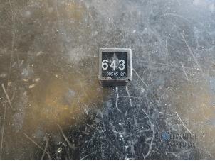 Gebruikte Relais Volkswagen Golf VI (5K1) 1.4 TSI 122 16V Prijs € 15,00 Margeregeling aangeboden door Autodeleninkleur