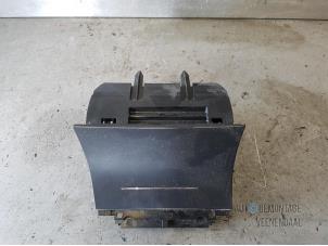 Gebruikte Asbak voor Skoda Octavia (1Z3) 2.0 Turbo FSI 16V RS Prijs € 20,00 Margeregeling aangeboden door Autodeleninkleur