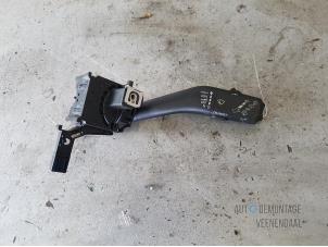 Gebruikte Ruitenwis Schakelaar Skoda Octavia (1Z3) 2.0 Turbo FSI 16V RS Prijs € 5,00 Margeregeling aangeboden door Autodeleninkleur