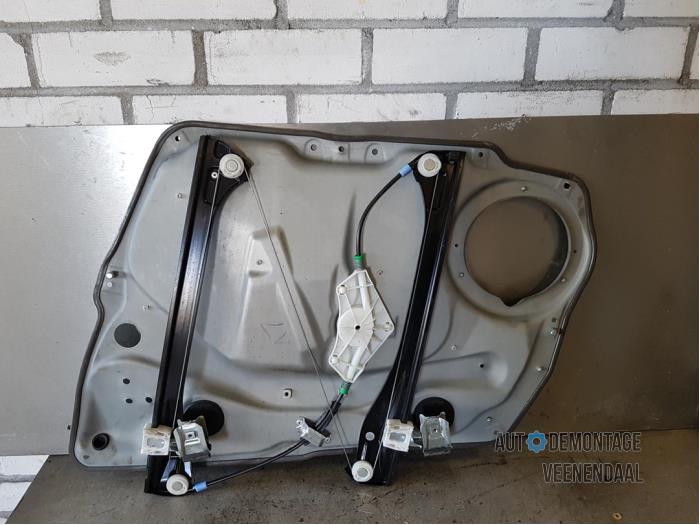 Ruitmechaniek 4Deurs links-voor Mercedes B-Klasse