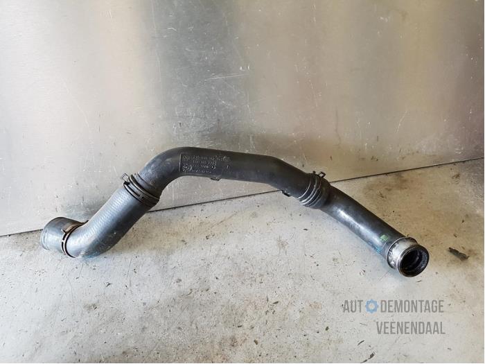 Gebruikte Intercooler Buis Skoda Fabia II Combi 1.4 TDI 80 Prijs € 14,00 Margeregeling aangeboden door Autodeleninkleur
