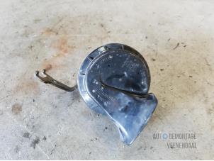 Gebruikte Claxon Opel Vectra C GTS 2.2 16V Prijs € 5,00 Margeregeling aangeboden door Autodeleninkleur