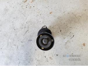 Gebruikte Spanrol Multiriem Chevrolet Evanda 2.0 16V Prijs € 25,00 Margeregeling aangeboden door Autodeleninkleur