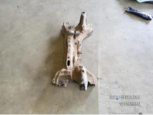 Gebruikte Subframe Honda Jazz (GD/GE2/GE3) 1.2 i-DSi Prijs € 75,00 Margeregeling aangeboden door Autodeleninkleur