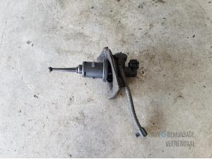 Gebruikte Koppeling Hoofd Cilinder Skoda Octavia (1Z3) 2.0 TDI 16V Prijs € 20,00 Margeregeling aangeboden door Autodeleninkleur