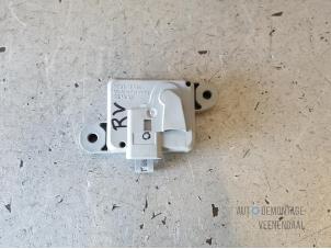 Gebruikte Airbag Sensor Saab 9-3 I (YS3D) 2.0t 16V Ecopower Prijs € 20,00 Margeregeling aangeboden door Autodeleninkleur