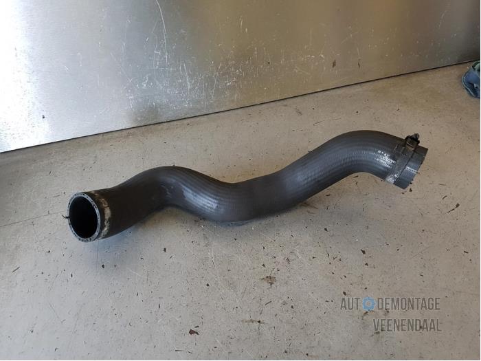 Gebruikte Intercooler Slang Saab 9-3 I (YS3D) 2.0t 16V Ecopower Prijs € 24,00 Margeregeling aangeboden door Autodeleninkleur