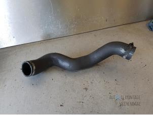 Gebruikte Intercooler Slang Saab 9-3 I (YS3D) 2.0t 16V Ecopower Prijs € 24,00 Margeregeling aangeboden door Autodeleninkleur