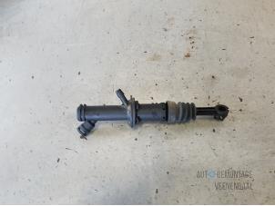 Gebruikte Koppeling Hoofd Cilinder Renault Scénic II (JM) 1.6 16V Prijs € 29,00 Margeregeling aangeboden door Autodeleninkleur