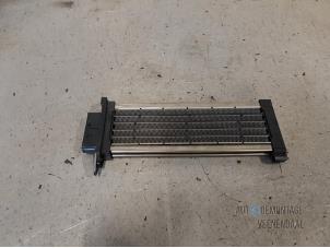 Gebruikte Kachel Verwarmingselement Renault Scénic II (JM) 1.6 16V Prijs € 20,00 Margeregeling aangeboden door Autodeleninkleur