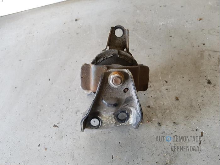 Gebruikte Motorsteun Honda Civic (EJ/EK) 1.4iS 16V Prijs € 15,00 Margeregeling aangeboden door Autodeleninkleur