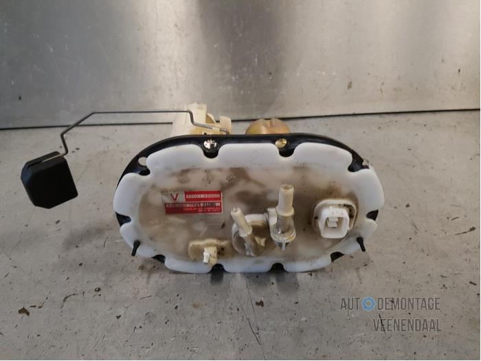 Gebruikte Tank element Pomp Subaru Legacy (BE) 2.0 16V Prijs € 30,00 Margeregeling aangeboden door Autodeleninkleur